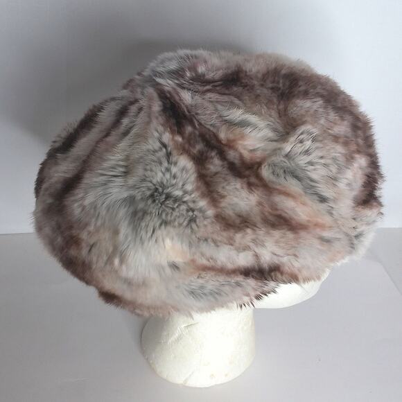 Vintage 1960s Claire of Cameo Paris Chinchilla Fur Pillbox Beret Hat Mod Winter main image 4